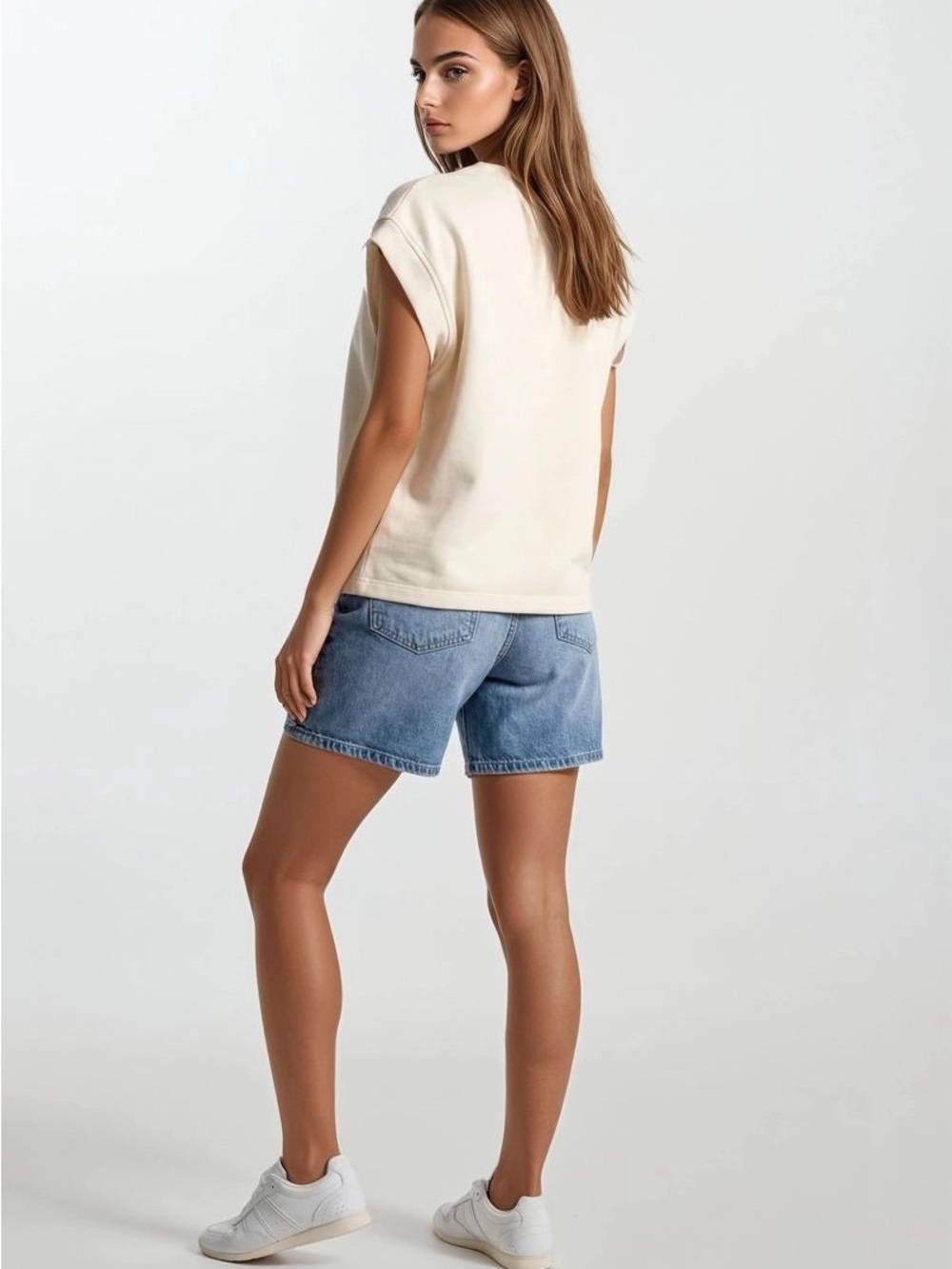 Doe & Rae Cream Floral Eyelet Tank - Picture 2 of 2